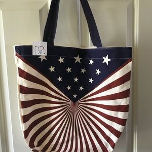 B-P Patriotic Design carry-all purse